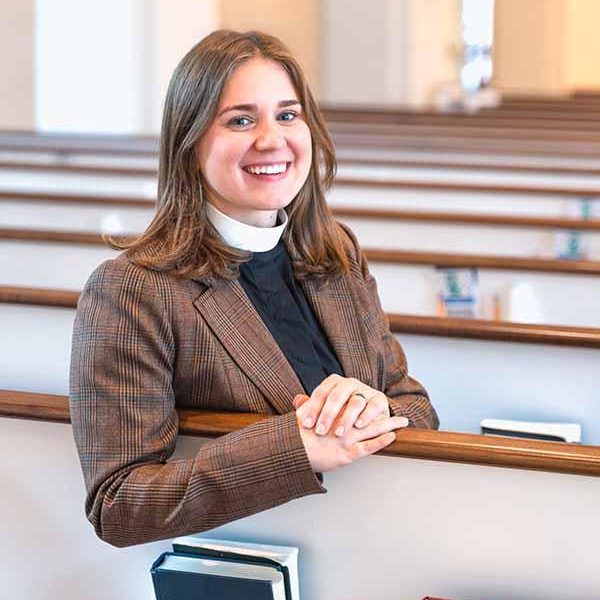 Read more about the article Ordination to the Priesthood of the Reverend Christina Salzer