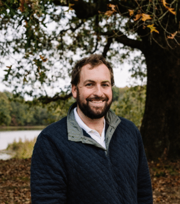 Matthew Arehart headshot